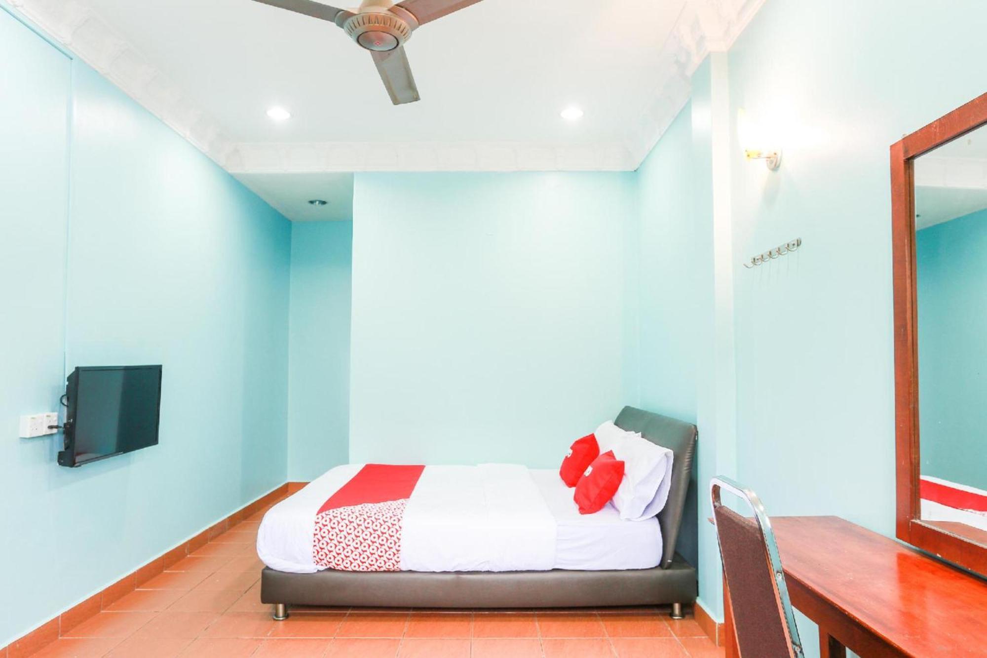 Oyo 44094 Bangi Lanai Hotel Εξωτερικό φωτογραφία