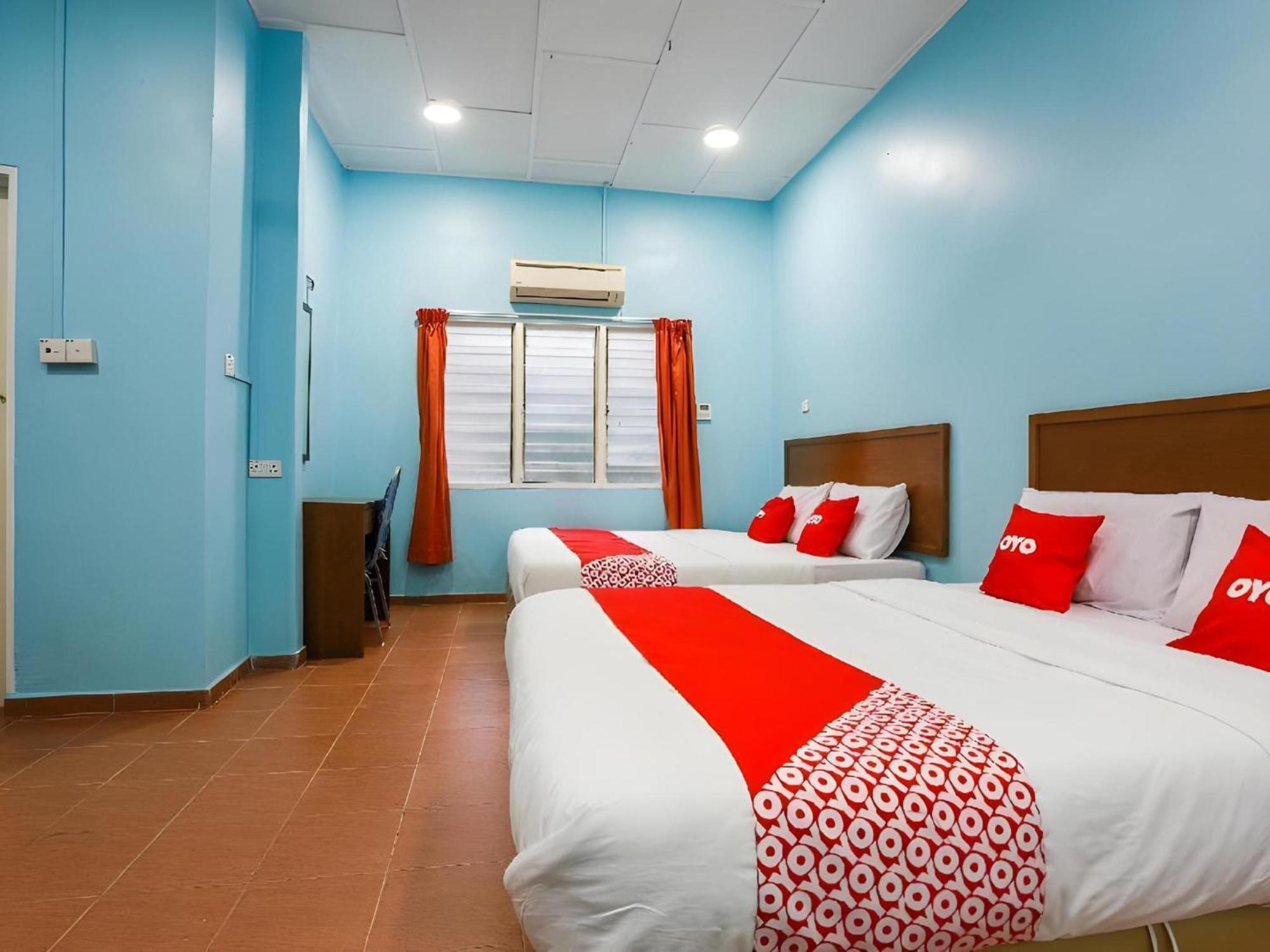 Oyo 44094 Bangi Lanai Hotel Εξωτερικό φωτογραφία
