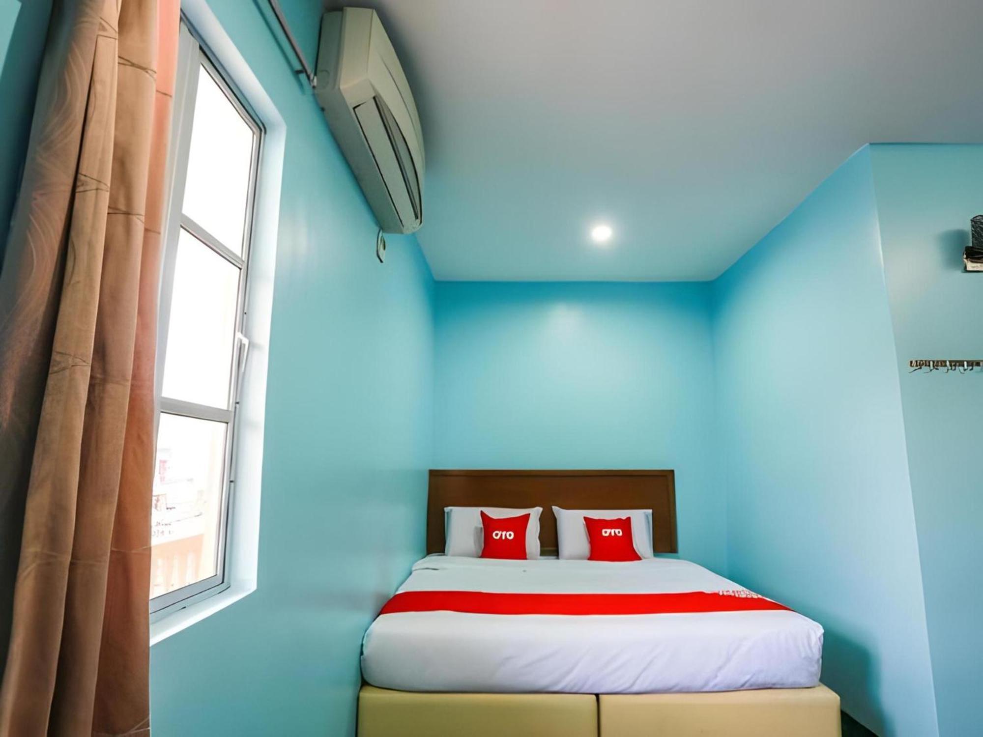 Oyo 44094 Bangi Lanai Hotel Εξωτερικό φωτογραφία
