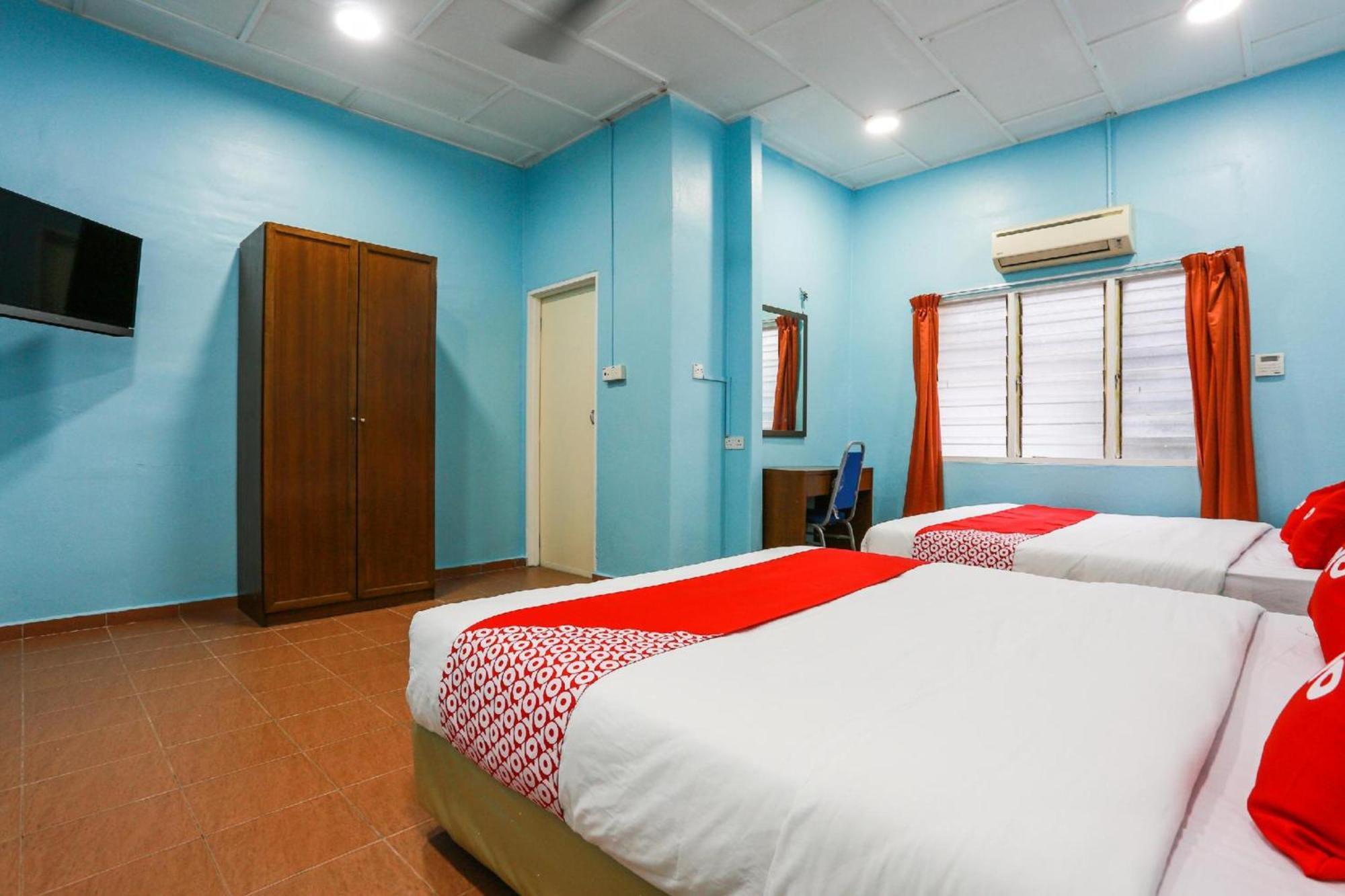 Oyo 44094 Bangi Lanai Hotel Εξωτερικό φωτογραφία
